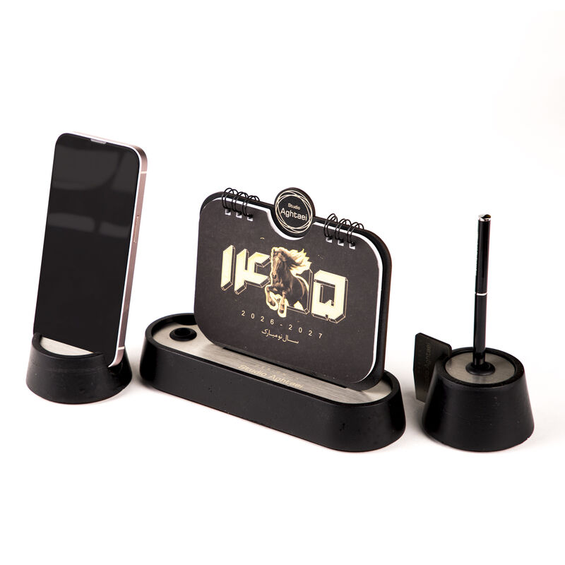 تقویم رومیزی 1405 مدل A+100 طرح سیلور gallery0